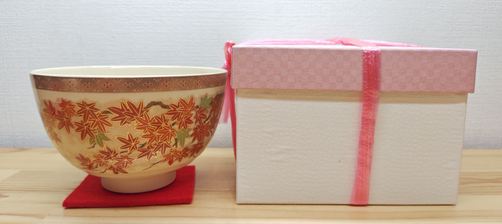 逢絢亭・新品】茶道具 茶碗 美濃焼 薩摩写 紅葉の図 宮地英香