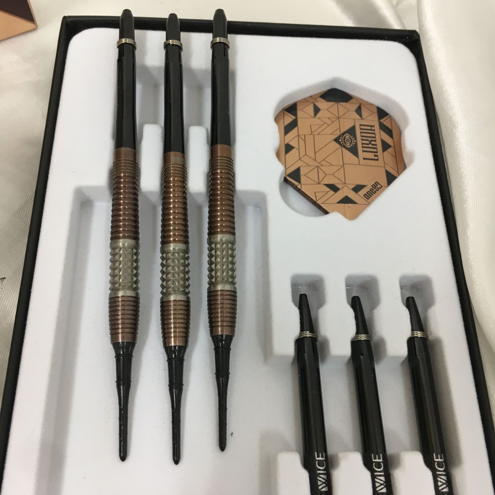 三沢店68-7-0908】ワンエイティ One80 Luxor Gamma 18g ソフト