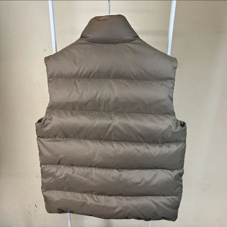 MONCLER モンクレールダウンベストベージュ系 ベージュ 2 着丈61