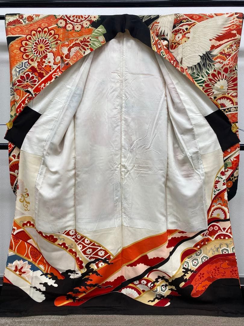 アンティーク 振袖 金駒 金彩 鶴 正絹 身丈168cm 紋付 袖比翼付き アンティーク 振袖 金駒 金彩 鶴 正絹 身丈168cm 紋付 袖比翼付き