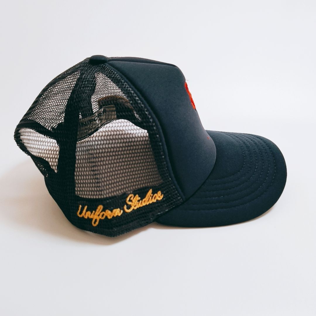 日本未発売◆UNIFORM STUDIOS キャップ 反転LAロゴ帽子 メッシュ 新品未使用・日本未発売】UNIFORM STUDIOS キャップ 反転LAロゴ
