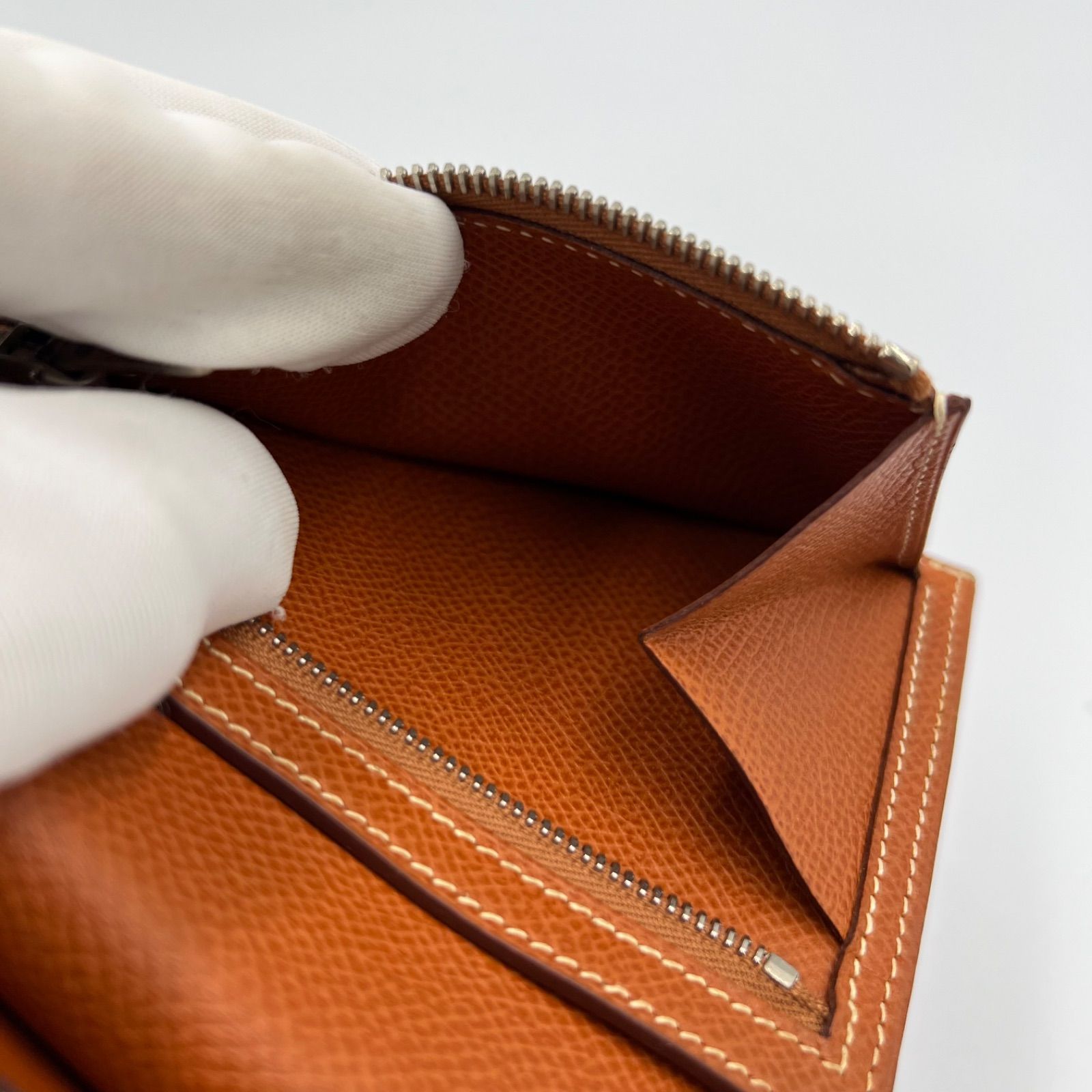HERMESエルメス べアンコンパクト 二つ折り 財布 ミニ財布 ブラウン系 エルメス べアンコンパクト 二つ折り 財布 ミニ財布 ブラウン系