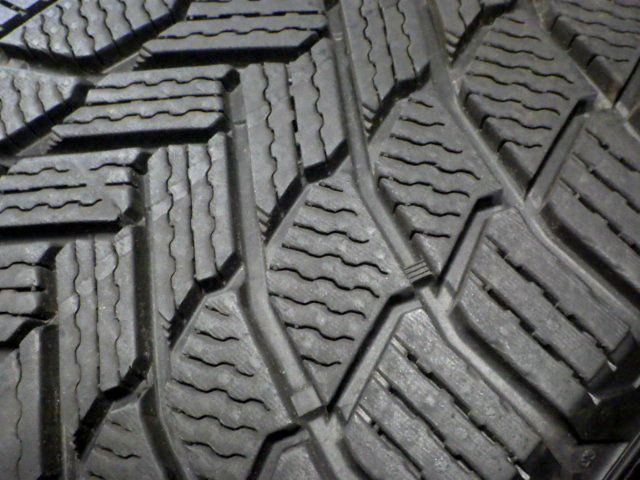 40R19●4本