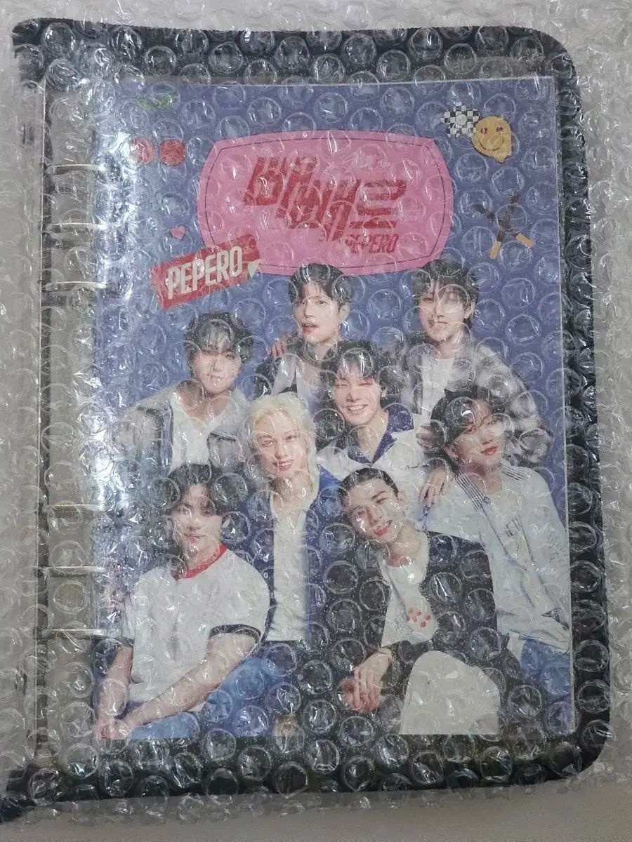 Stray Kids (ストレイキッズ・スキズ・SKZ) ペ ペロ ダイアリー Stray Kids(ストレイキッズ・スキズ・SKZ) ぺペロ ダイアリー