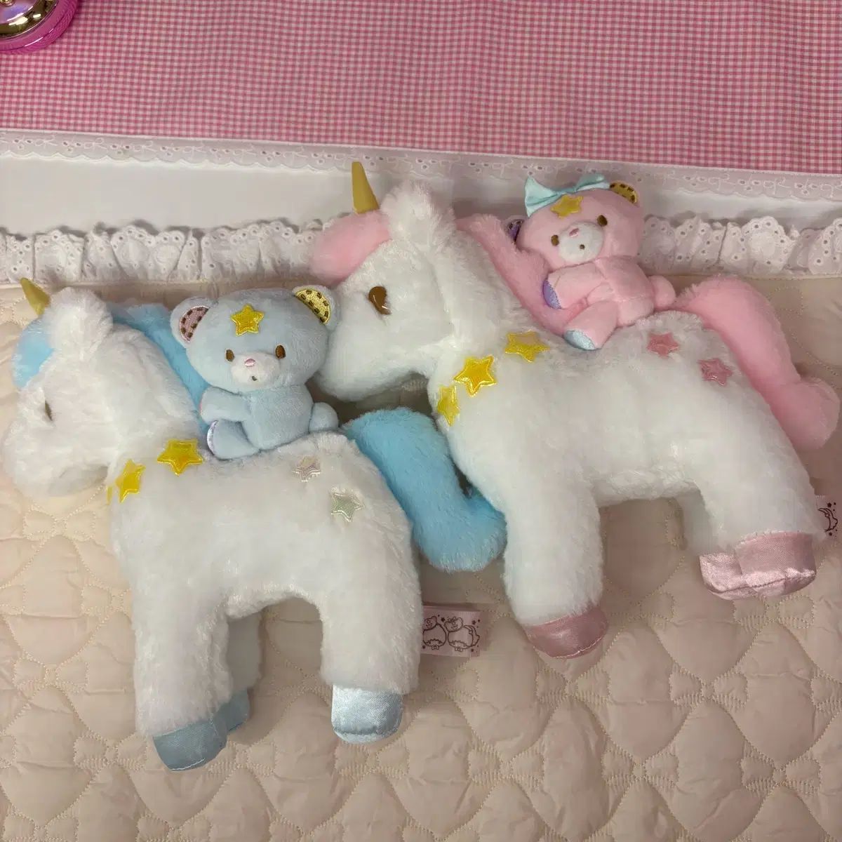 新品未開封☆リトルツインスターズ キキ＆ララ ソフビドール(キルト