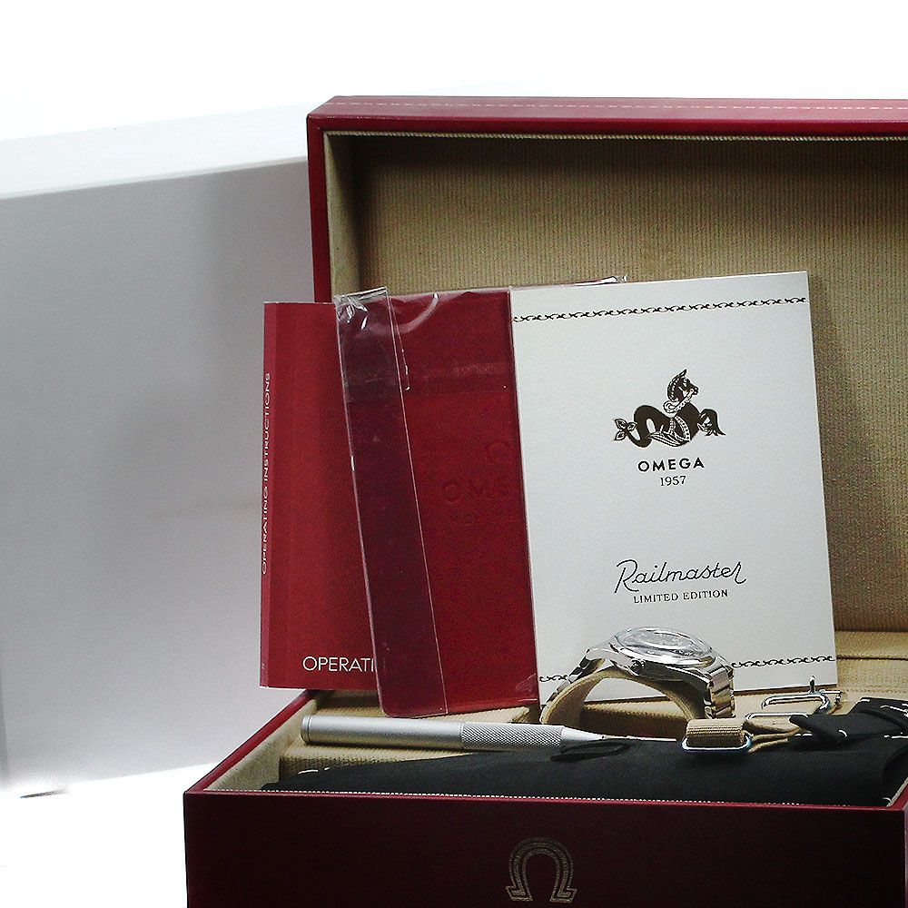 オメガ OMEGA 220.10.38.20.01.002 1957 トリロジー レイルマスター 60  