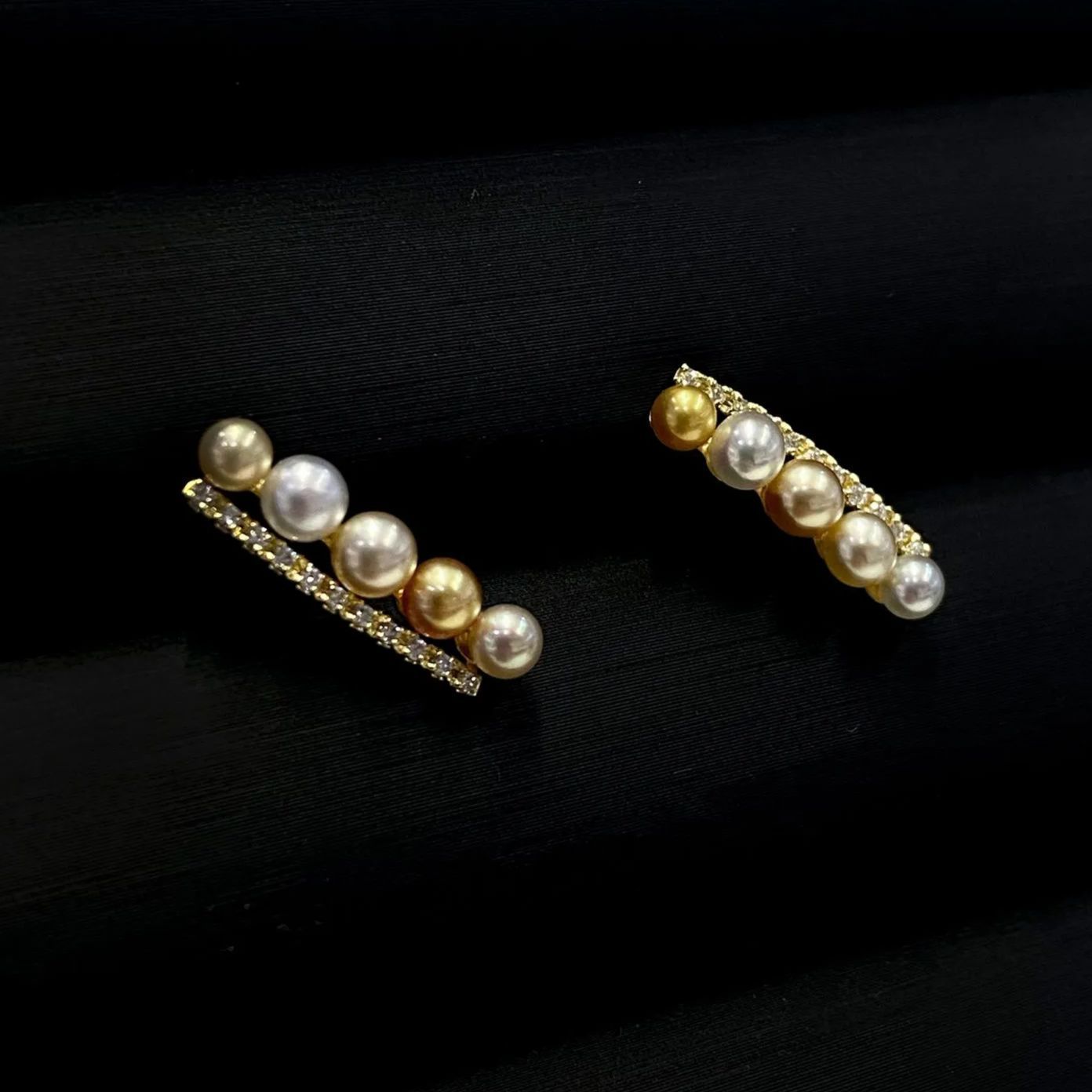 ムーンレーベル 公式] 南洋真珠 ピアス 10mm 白蝶 真珠 ピアス