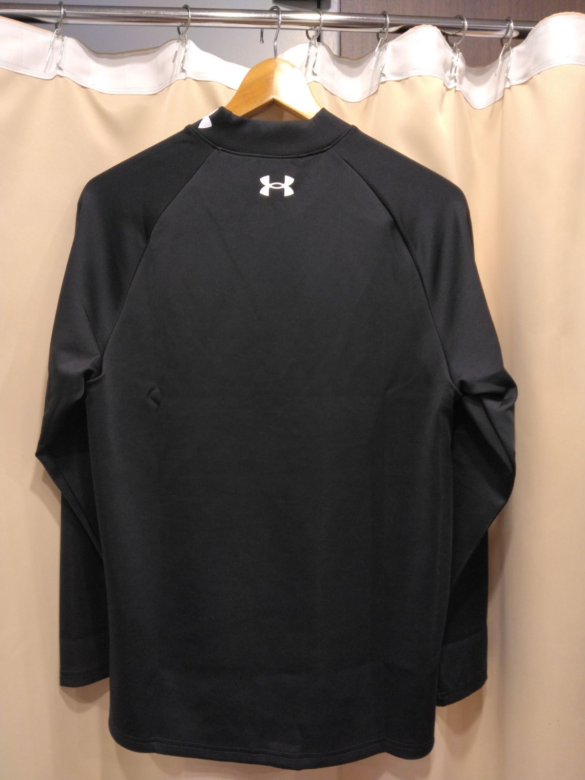 点限り ♥ アンダーアーマー UNDERARMOUR UAドライブ アーマーニット ロングスリーブ モックネック シャツ 6007931 モデル 新橋店
