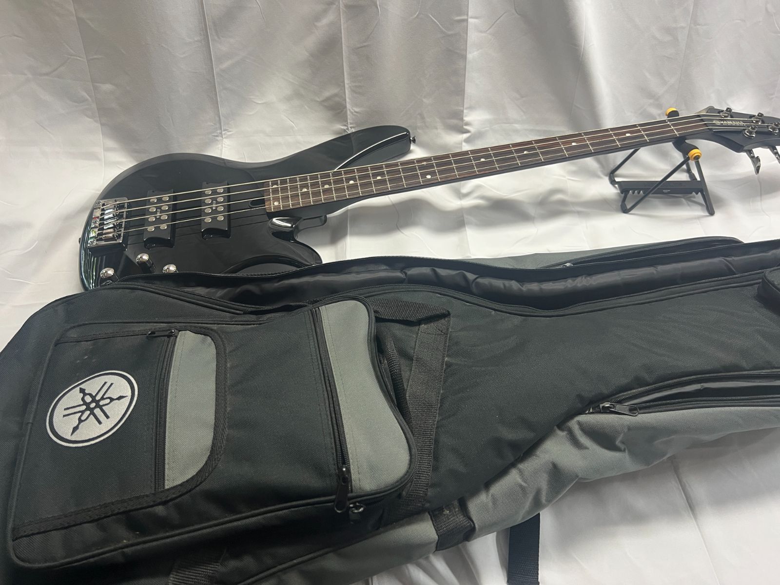 YAMAHA RBX374 ベース ヤマハ　RBX-374メルカリ 中古】ヤマハ RBX374 黒 エレキベース - クリーニング済みの良品