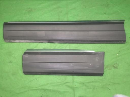 フォルクスワーゲン 純正 ドアロアカバー 片側のみ