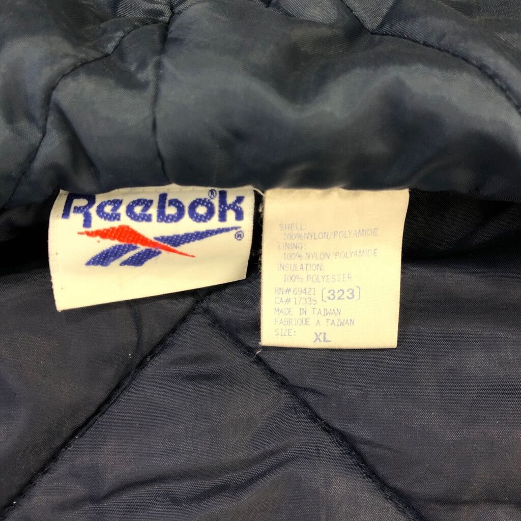 90年代 Reebok リーボック ナイロンパーカージャケット スポーツ ロゴ ネイビー (メンズ XL) 中古 古着 R1193 90年代 Reebok リーボック ナイロンパーカージャケット スポーツ ロゴ