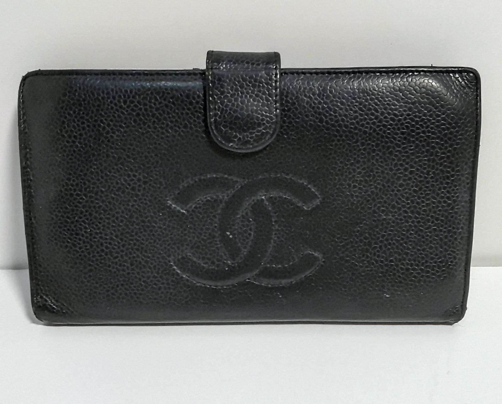 【USED中古品】　CHANEL シャネル 財布 長財布 2つ折り財布 がま口 キャビアスキン ココマーク レディース メンズ 正規品 シリアルあり フォロー割