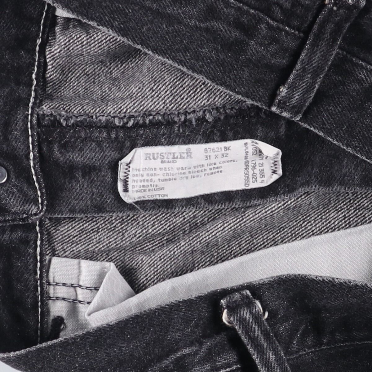 ブラックデニム ストレートデニムパンツ