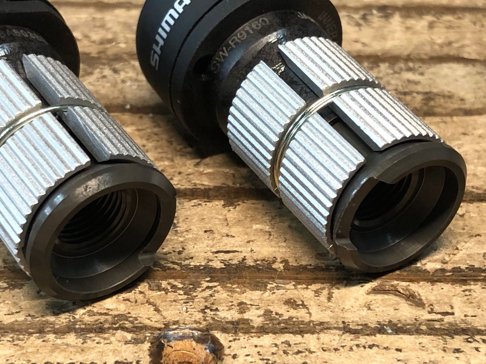 ●SHIMANO シマノ SW-R9160 DURA-ACE Di2 電動変速 リモートトライアスロンシフター シフトスイッチ | SW-R9160 Di2 (即納)SHIMANO JW218 sur