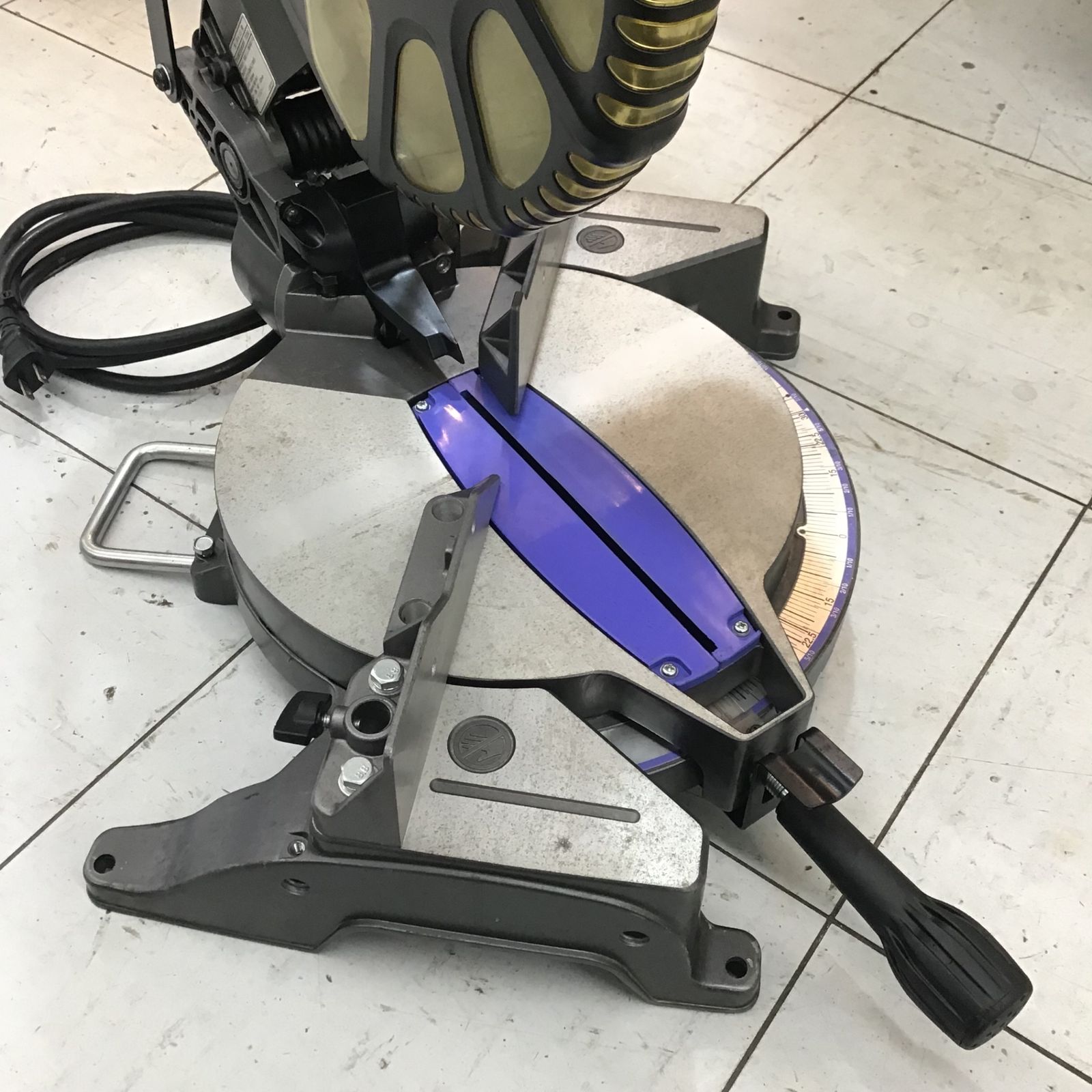 中古品】 HiKOKI/旧日立工機 卓上丸のこ FC10FA 【鴻巣店】