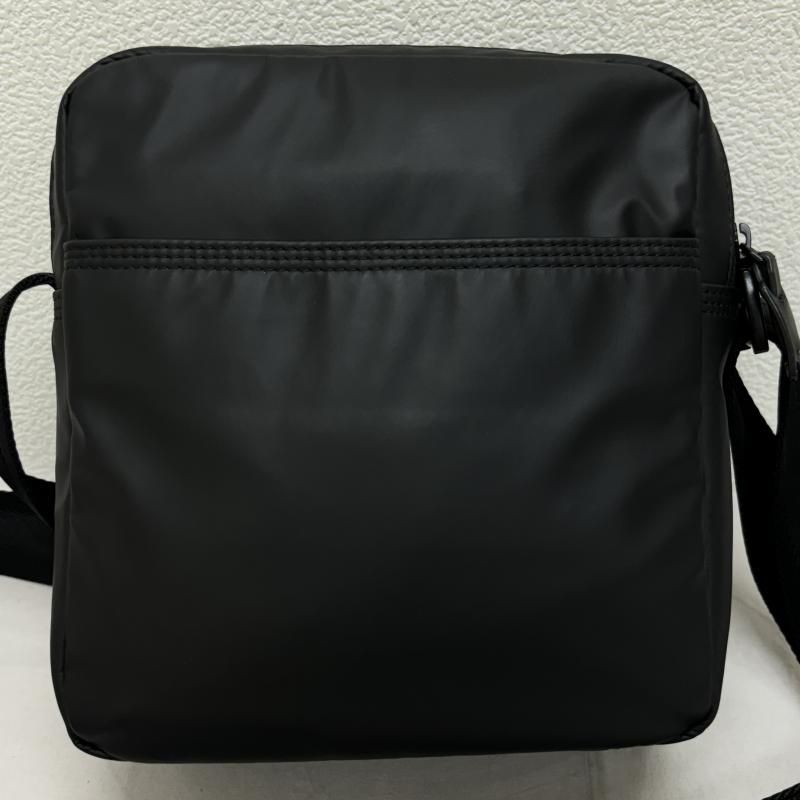 DIESEL ディーゼル ショルダーバッグ ビッグロゴ 2層 ナイロン - メルカリ 