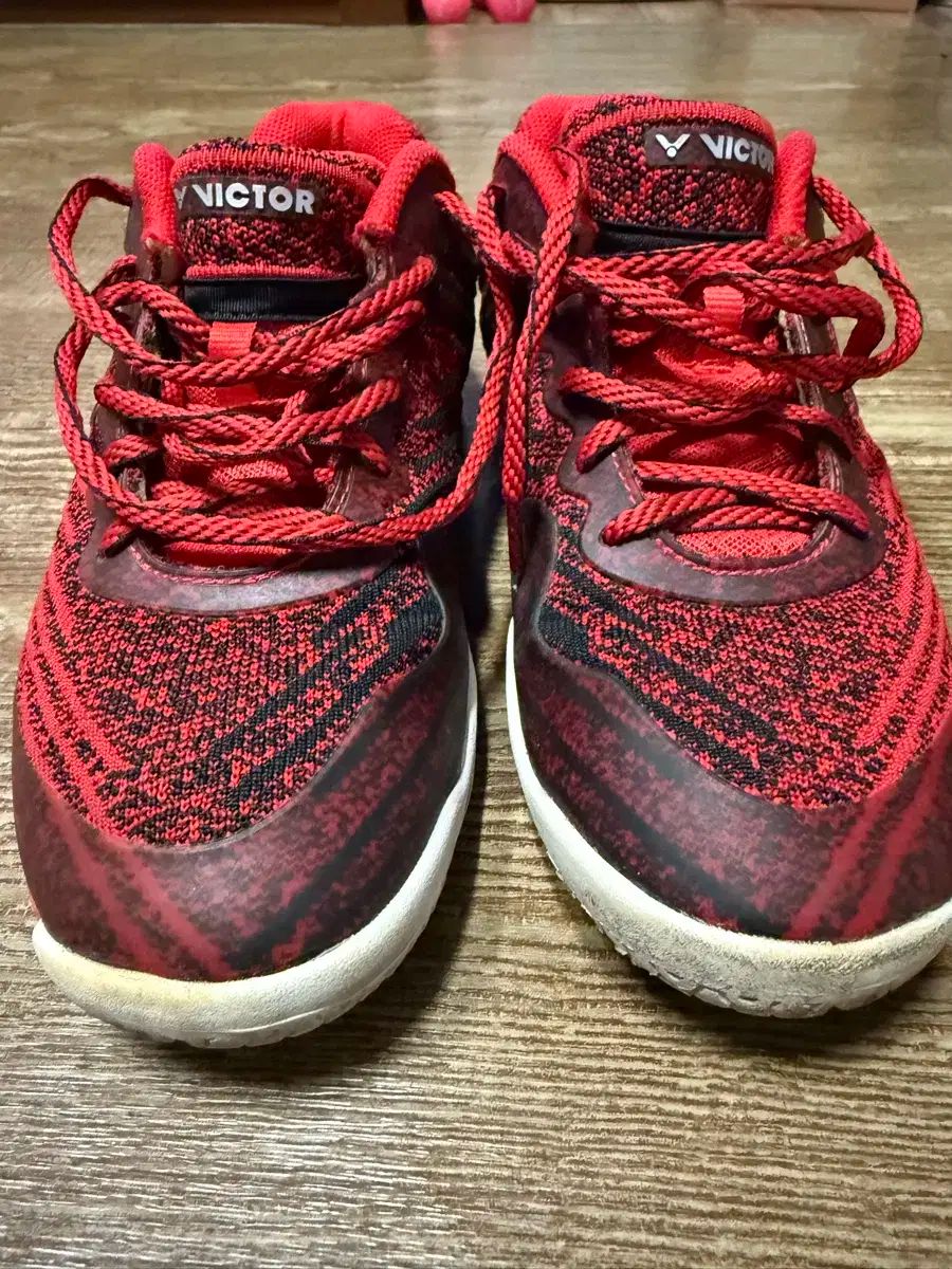 VICTOR ビクター バドミントンシューズ