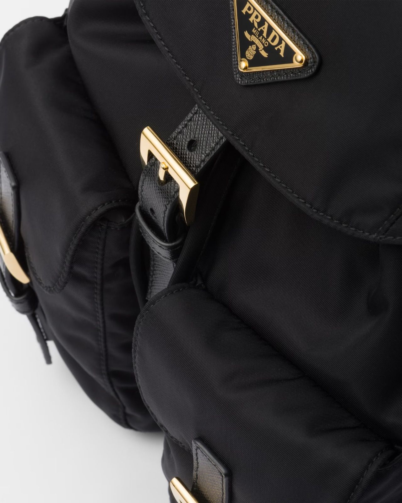 【PRADA】Re-Edition 1978 Re-Nylon スモール バックパック Prada Re-Edition 1978 Small Re-Nylon Backpack | Saks Fifth