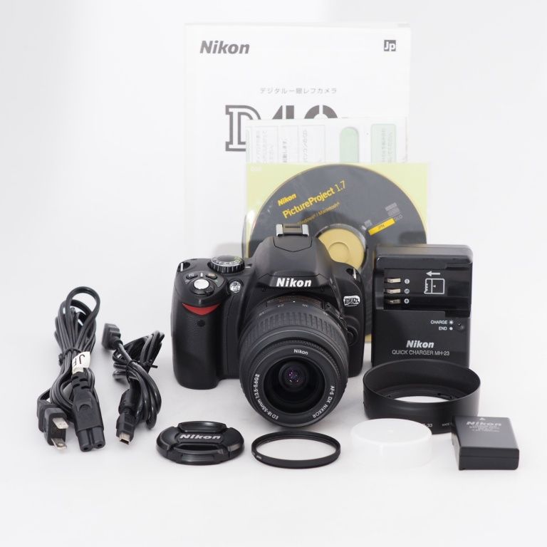 Nikon デジタル一眼レフカメラ D40x 10.2MP + AF-S DX Nikkor 18