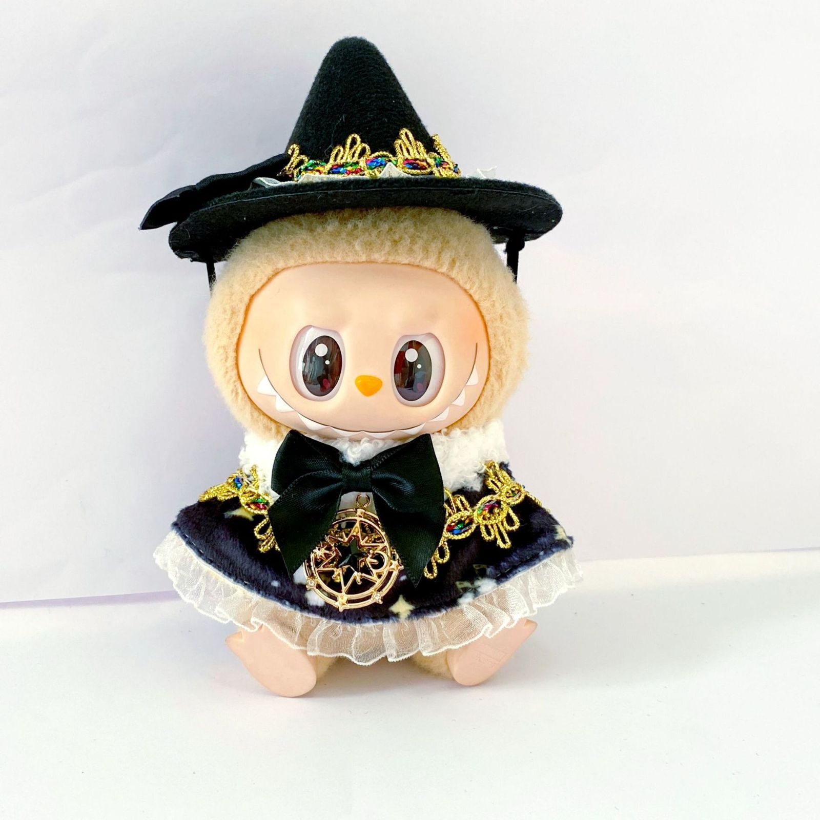 【完売品】 LABUBU ぬいぐるみ ハロウィン 約15cm Pop Mart Labubu Happy Halloween Party Series-Sitting Pumpkin