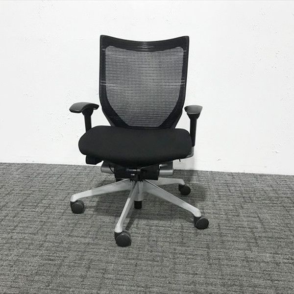 オカムラ バロンチェア オフィスチェア ブラック