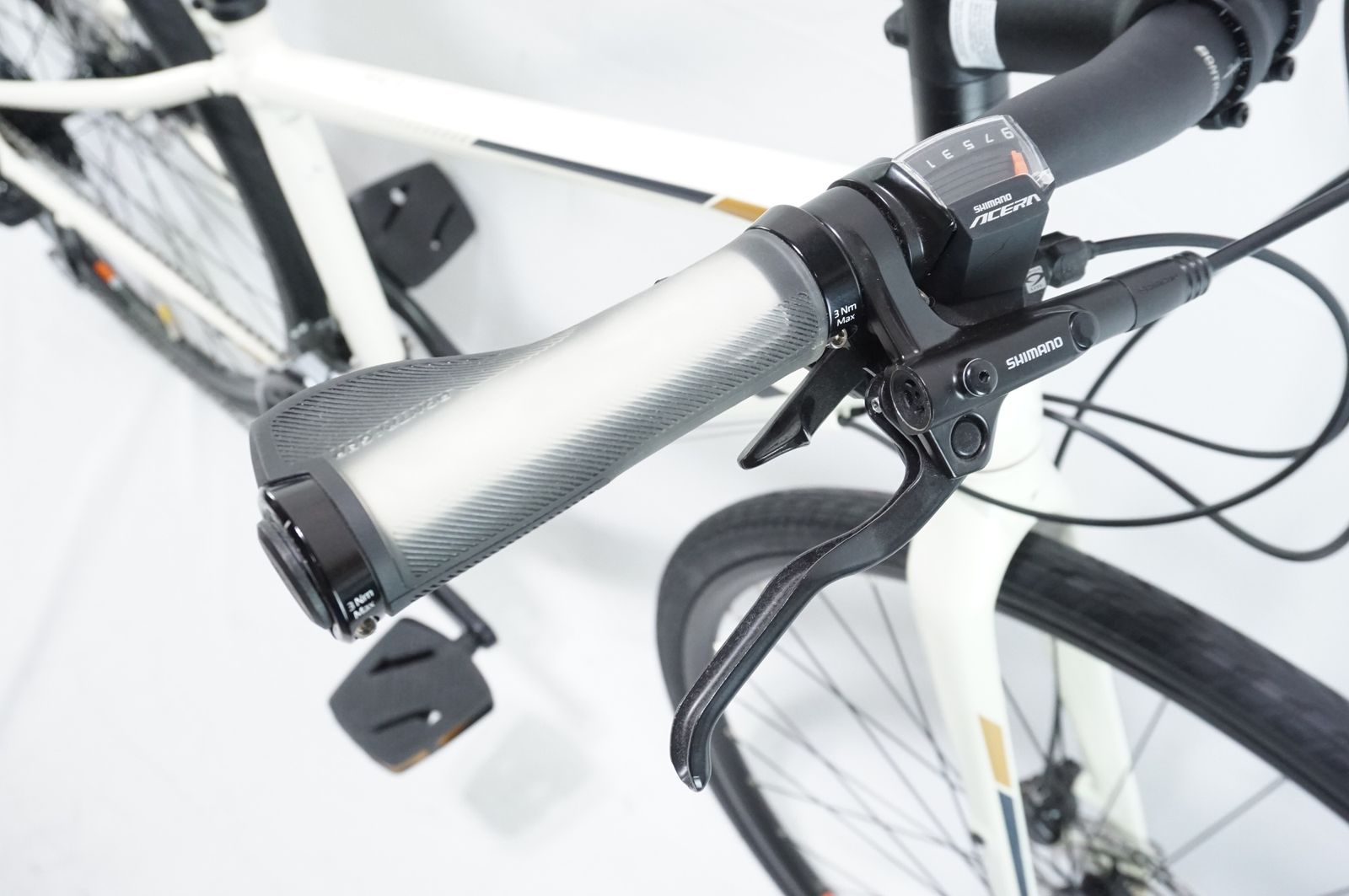 クロスバイク バイチャリ中目黒店