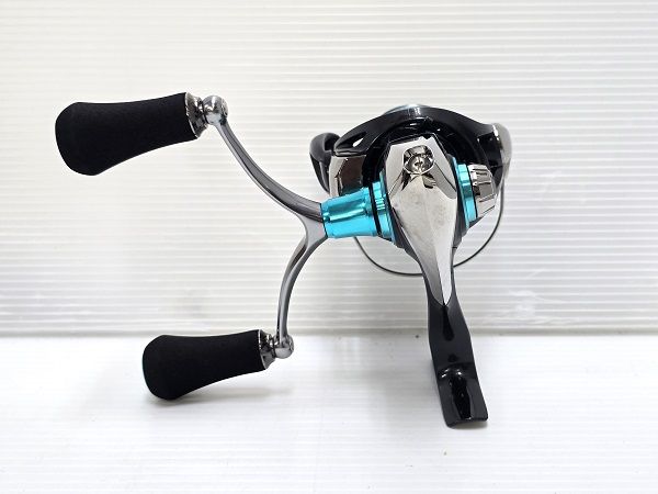 品】 ダイワ Daiwa 24 エメラルダス X ショップ LT2500-DH 箱あり 〇YR