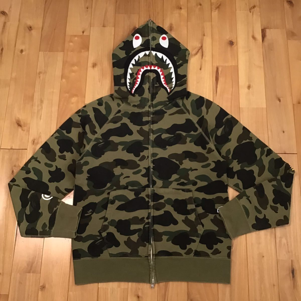 A Bathing Ape 1stカモシャークパーカー　Mサイズ