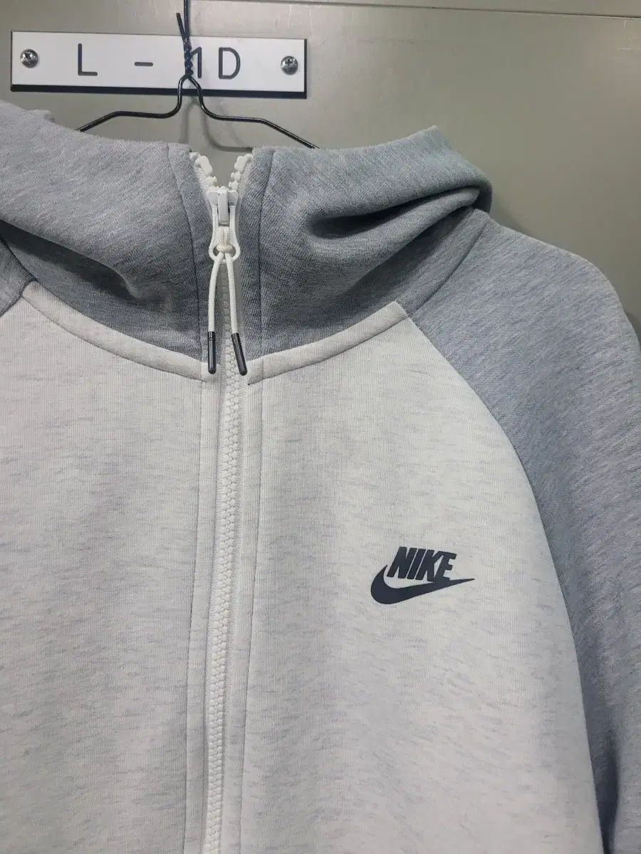 Nike ナイキ