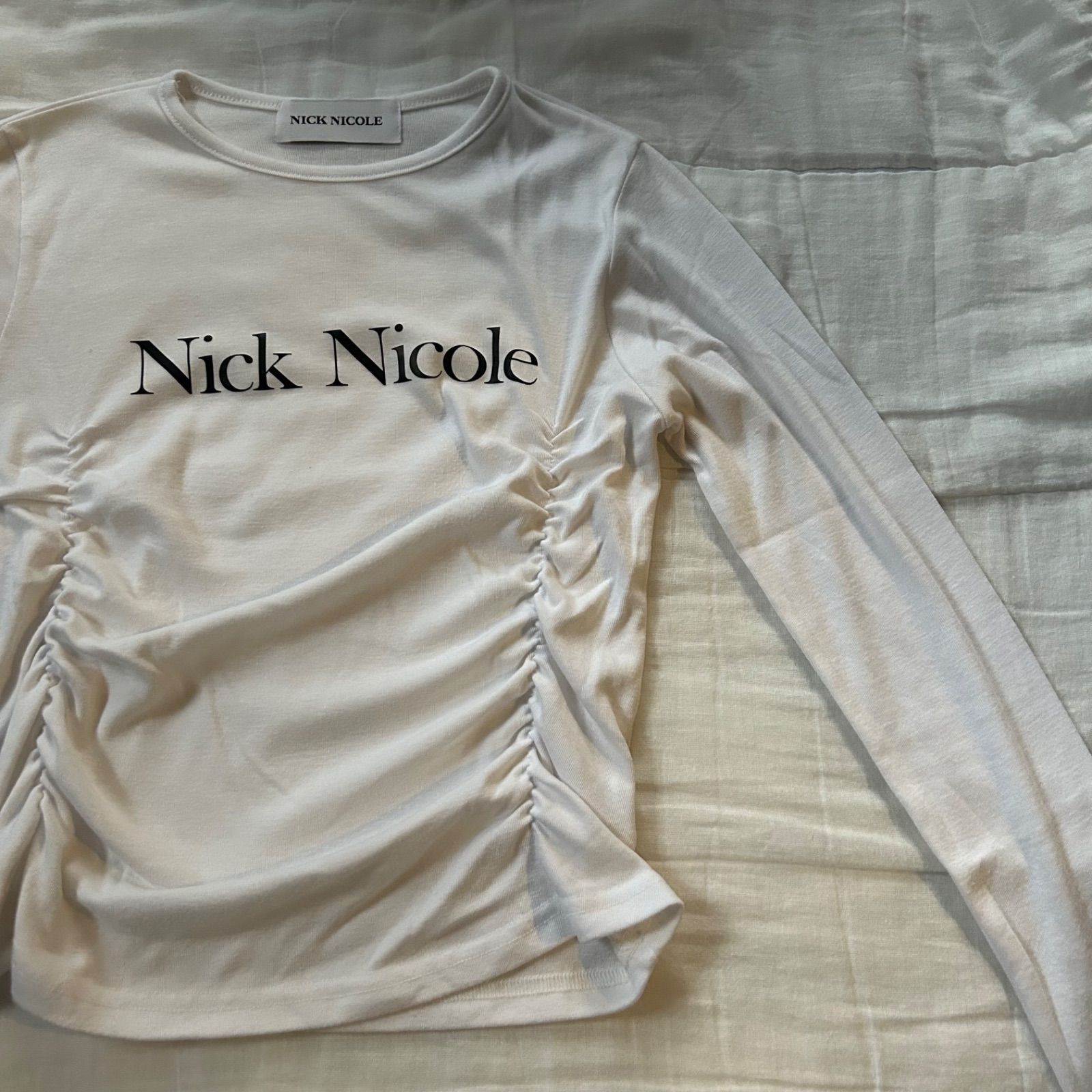 美品 VIVIENNE TAM ヴィヴィアンタム ラメ パワーネット 長袖