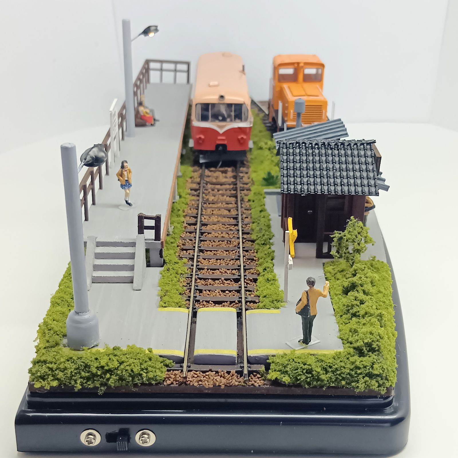 鉄道模型 HOゲージ ジオラマ 車両展示台 側線のある昭和の駅