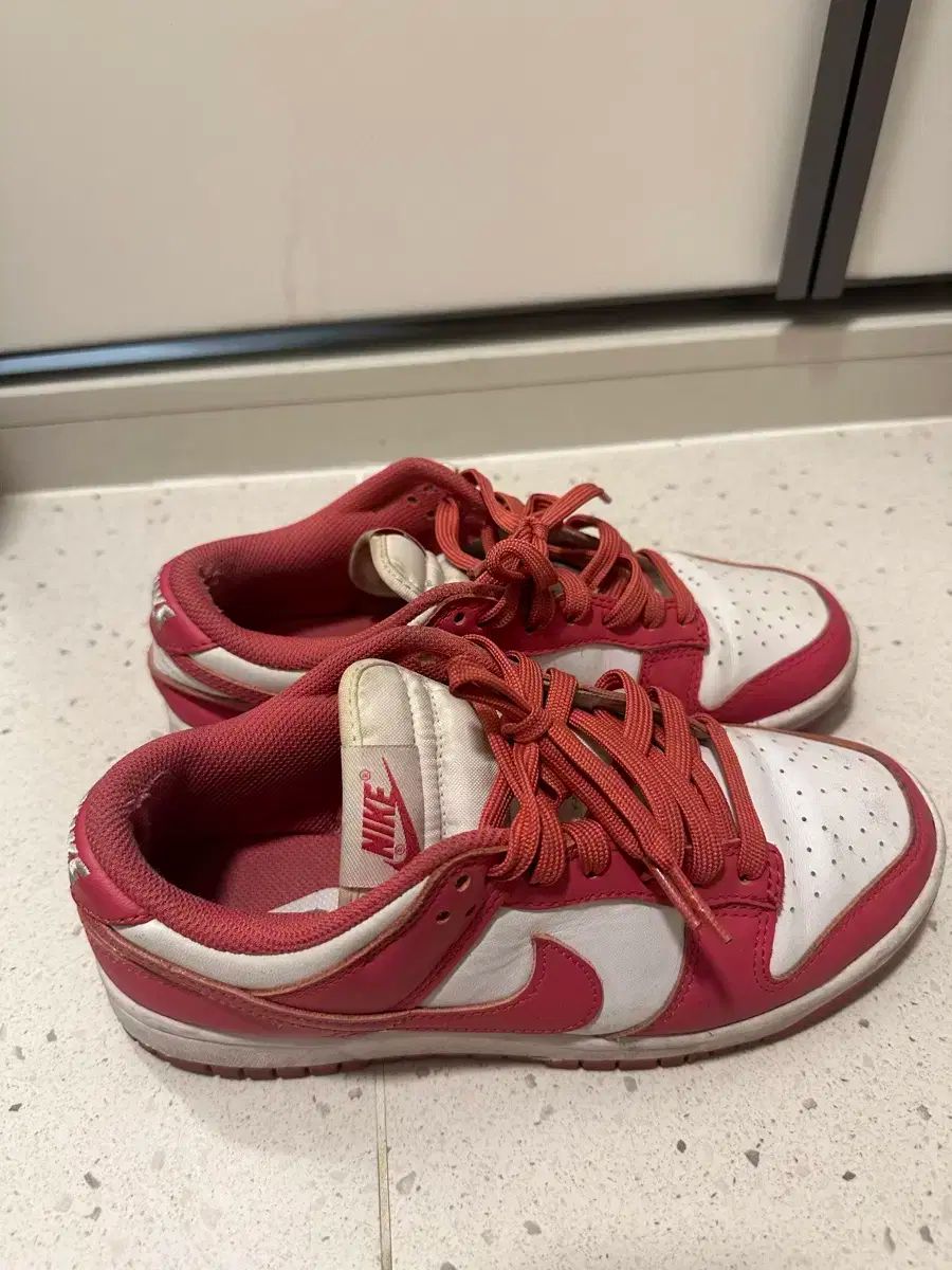 NIKE ナイキ ダンク ロー あきお ピンク 245