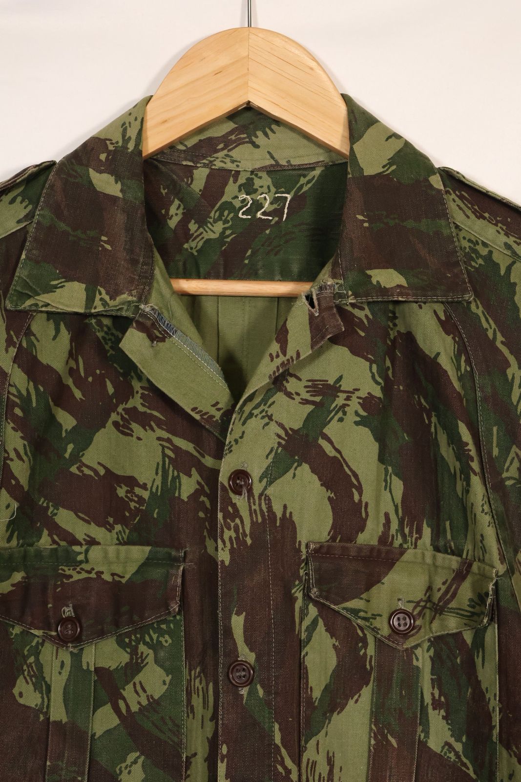 韓国軍フロッグスキン迷彩上下1960年代＆装備一式 韓国軍フロッグスキン迷彩上下1960年代＆装備一式 - メルカリ