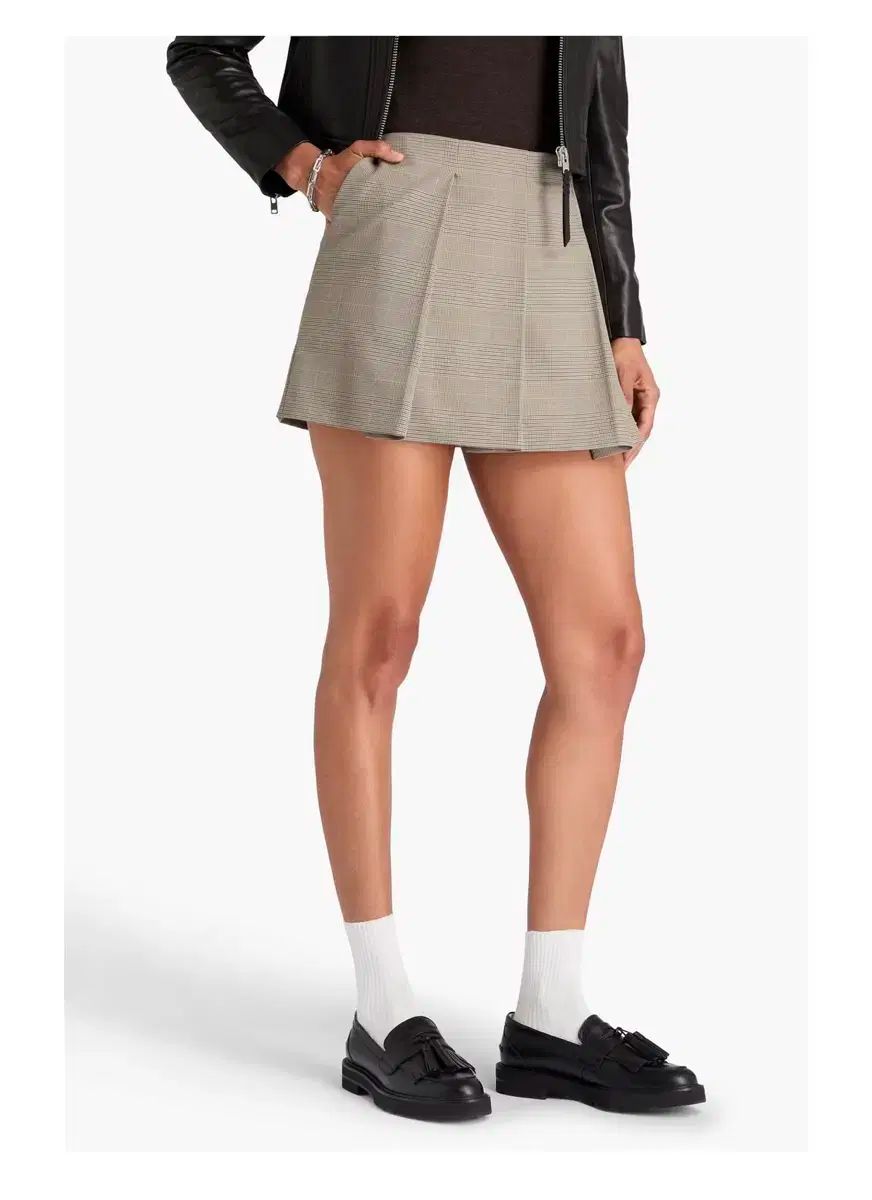 スチュワート ワイツマン ミーラ ローファー NICORILABO_COM