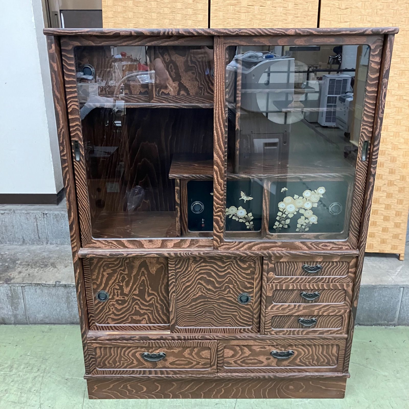 ● げ交渉 茶箪笥 民芸茶箪笥 レトロ 和家具 名入り 直接 横浜市保土ヶ谷区