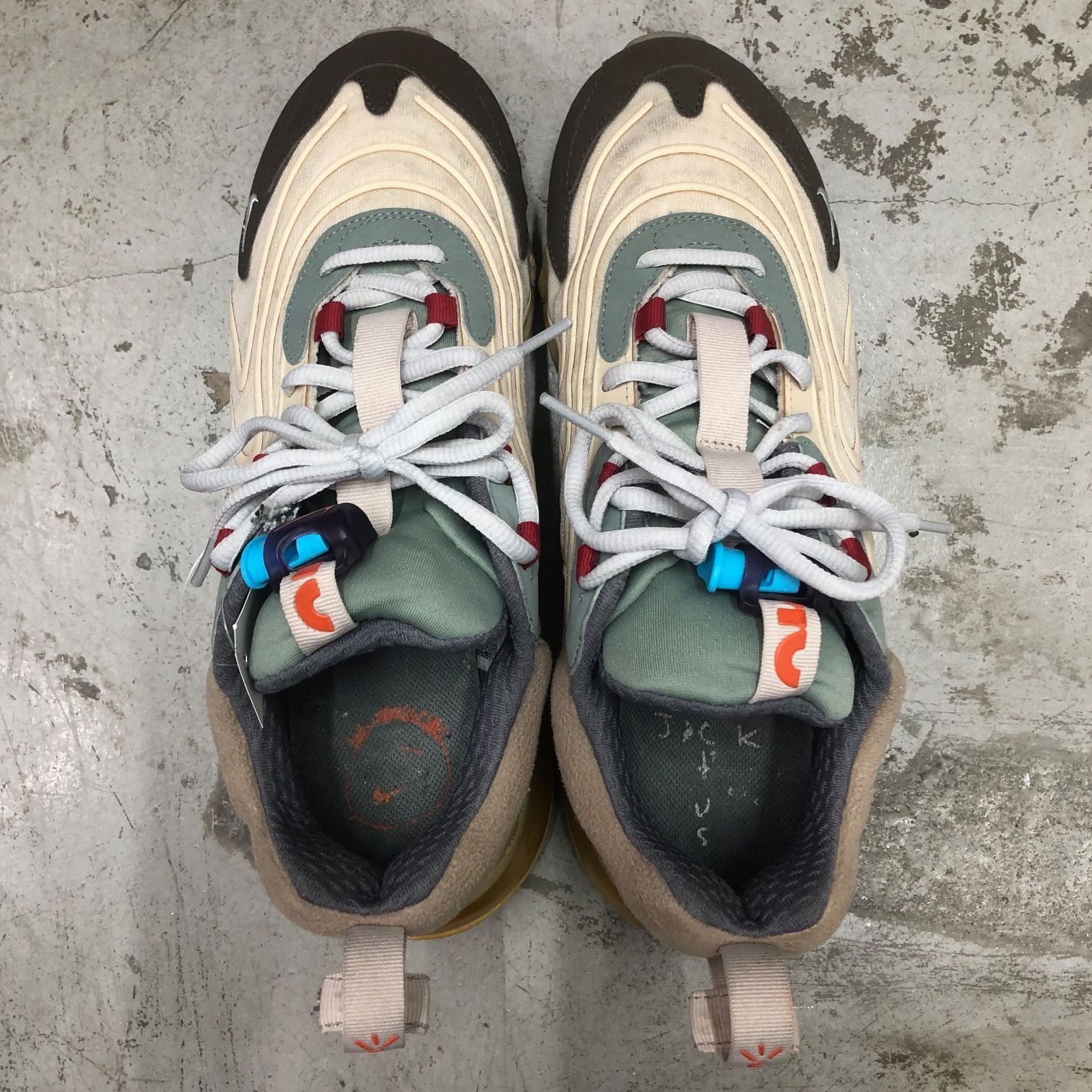 国内正規 Travis Scott Nike Air Max 270 Cactus Trails CT2864-200 