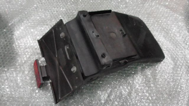 GSF250 バンディット　GJ74A　の　リアフェンダー:#1639531008