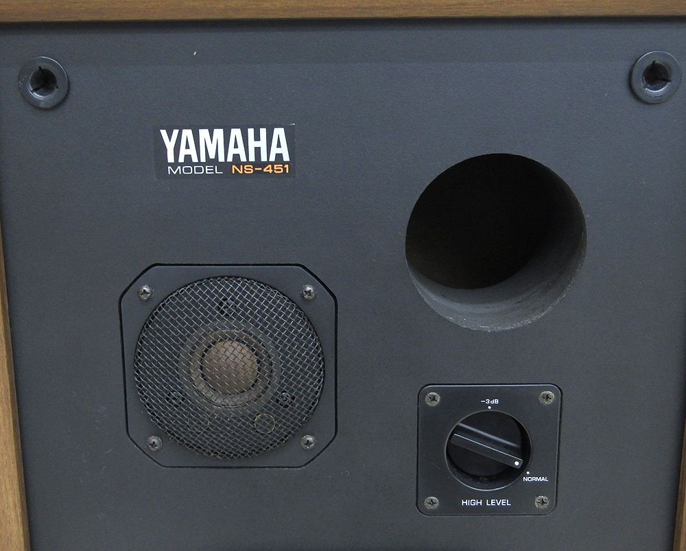 YAMAHA