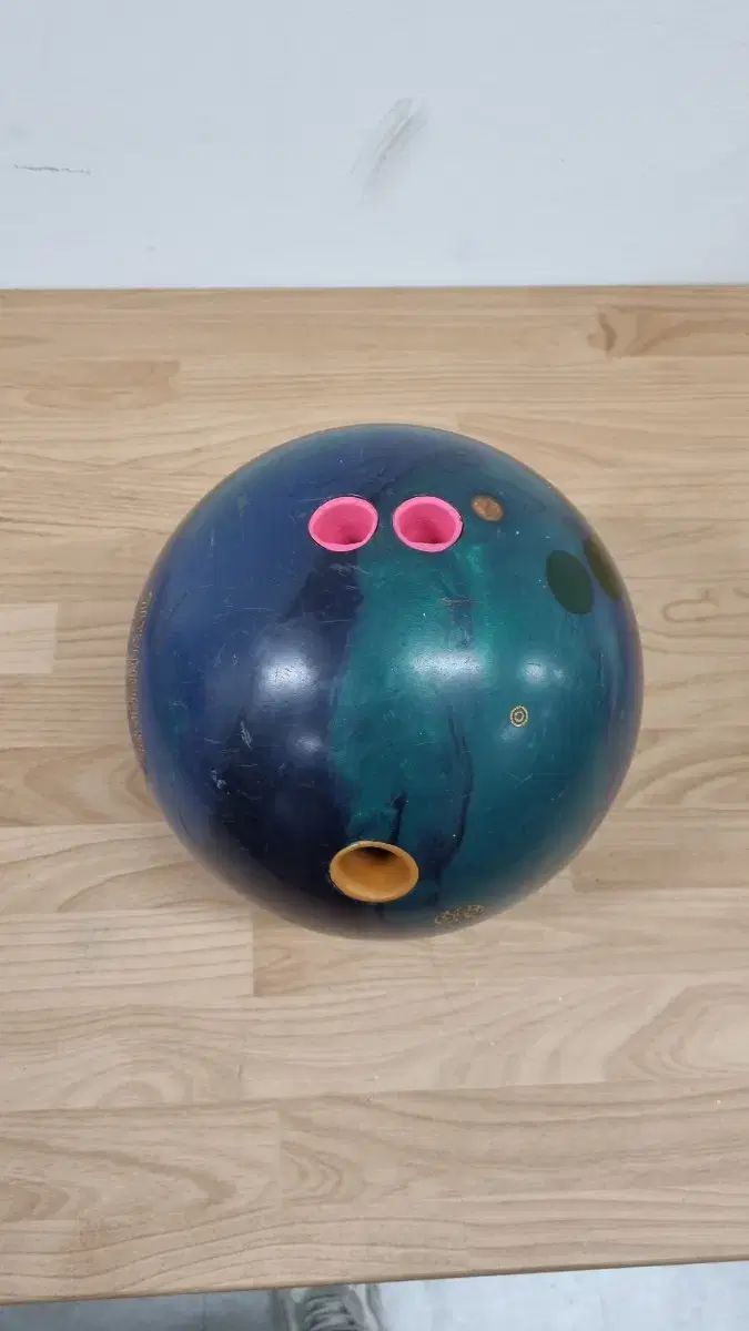ボーリングボール