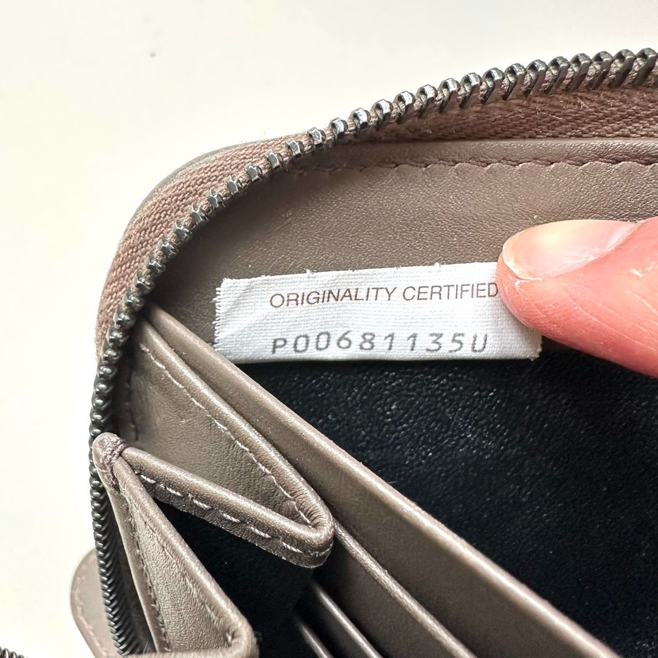 ボッテガヴェネタ BOTTEGA VENETA 長財布 イントレチャート ラウンド