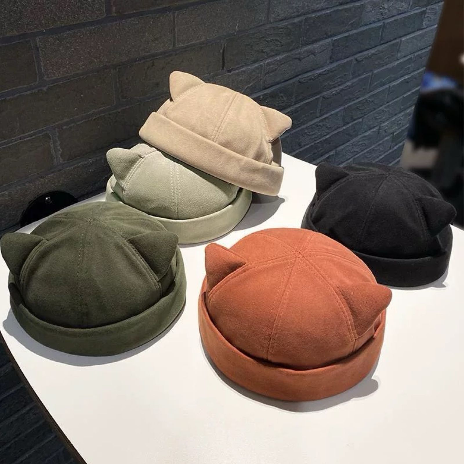 バーニーズニューヨーク BARNEYS NEW YORK ”BARNEYS” ロゴ入り