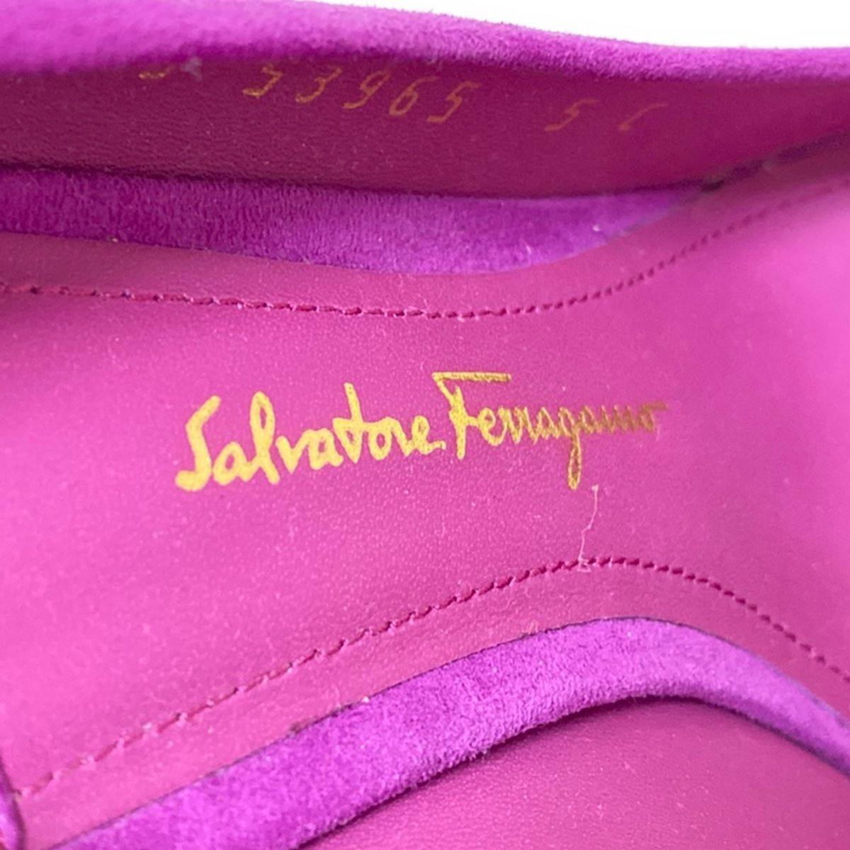 専用です。フェラガモ フラワーヒールパンプス5D 22、5 FERRAGAMO/SalvatoreFerragamo(サルバトーレフェラガモ