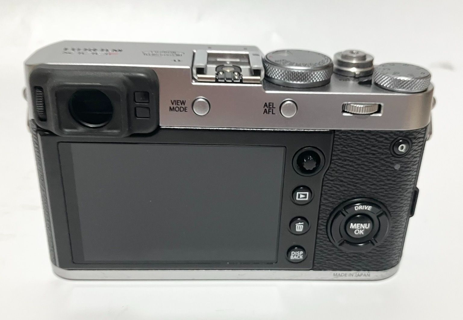 20ショット！良品 ☆ 富士フイルム X100F シルバー X100F-S