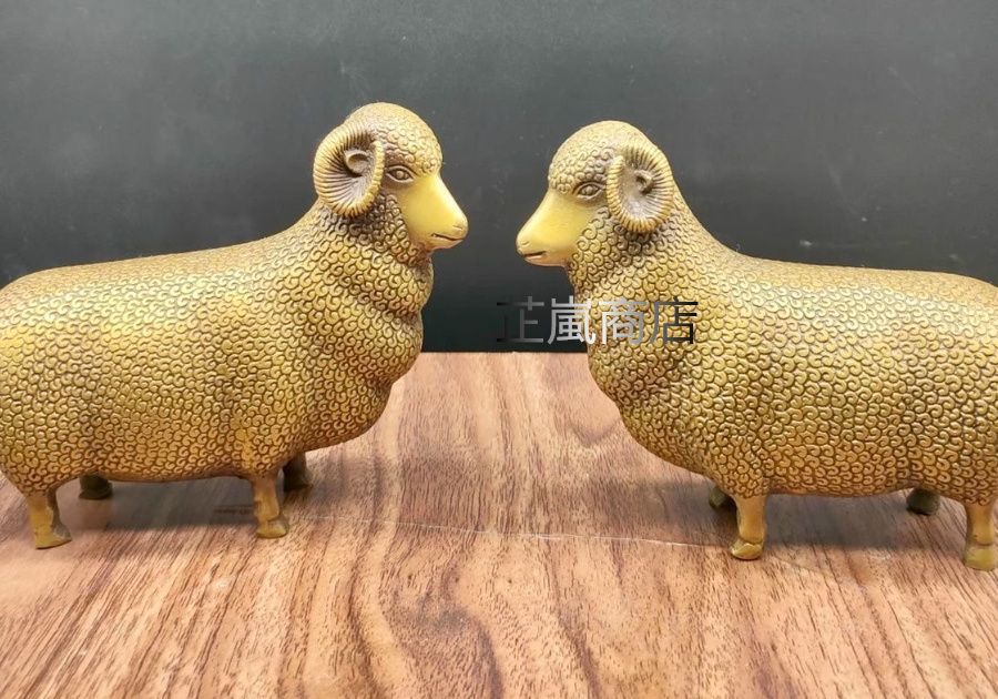 銅製 緬羊 置物 1対 銅羊 装飾品 工芸品 美術品 置物 銅製 緬羊 置物 1対 銅羊 装飾品 工芸品 美術品 置物 - メルカリ