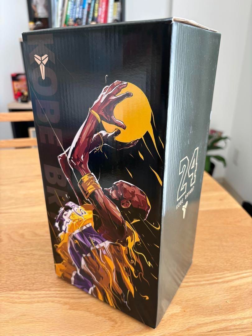 コービー・ブライアント　銅像　フィギュア　NBA   26センチ コービー・ブライアント 銅像 フィギュア NBA 26センチ コービー