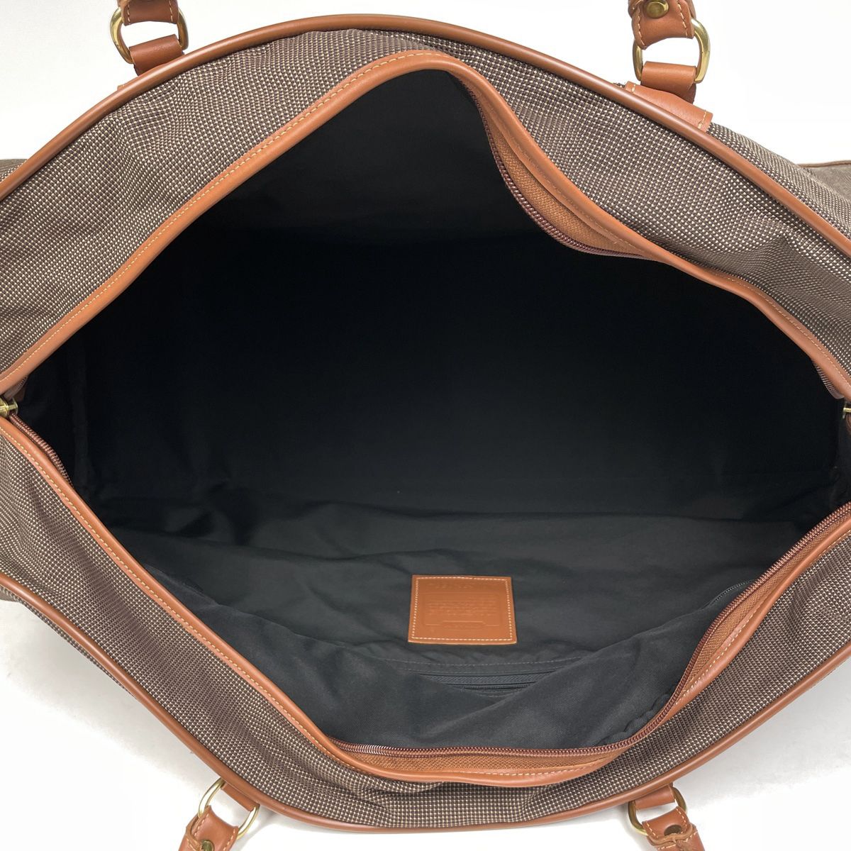 ボストンバッグ