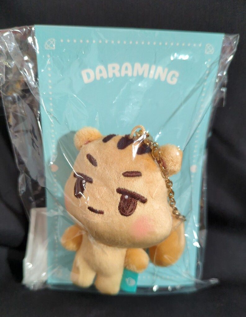 専用❤みかん♥もっちりニット★ひんやり冷感タオル♥タコウインナー。グレー。 専用みかんもっちりニットひんやり冷感タオルタコウインナー。グレー。