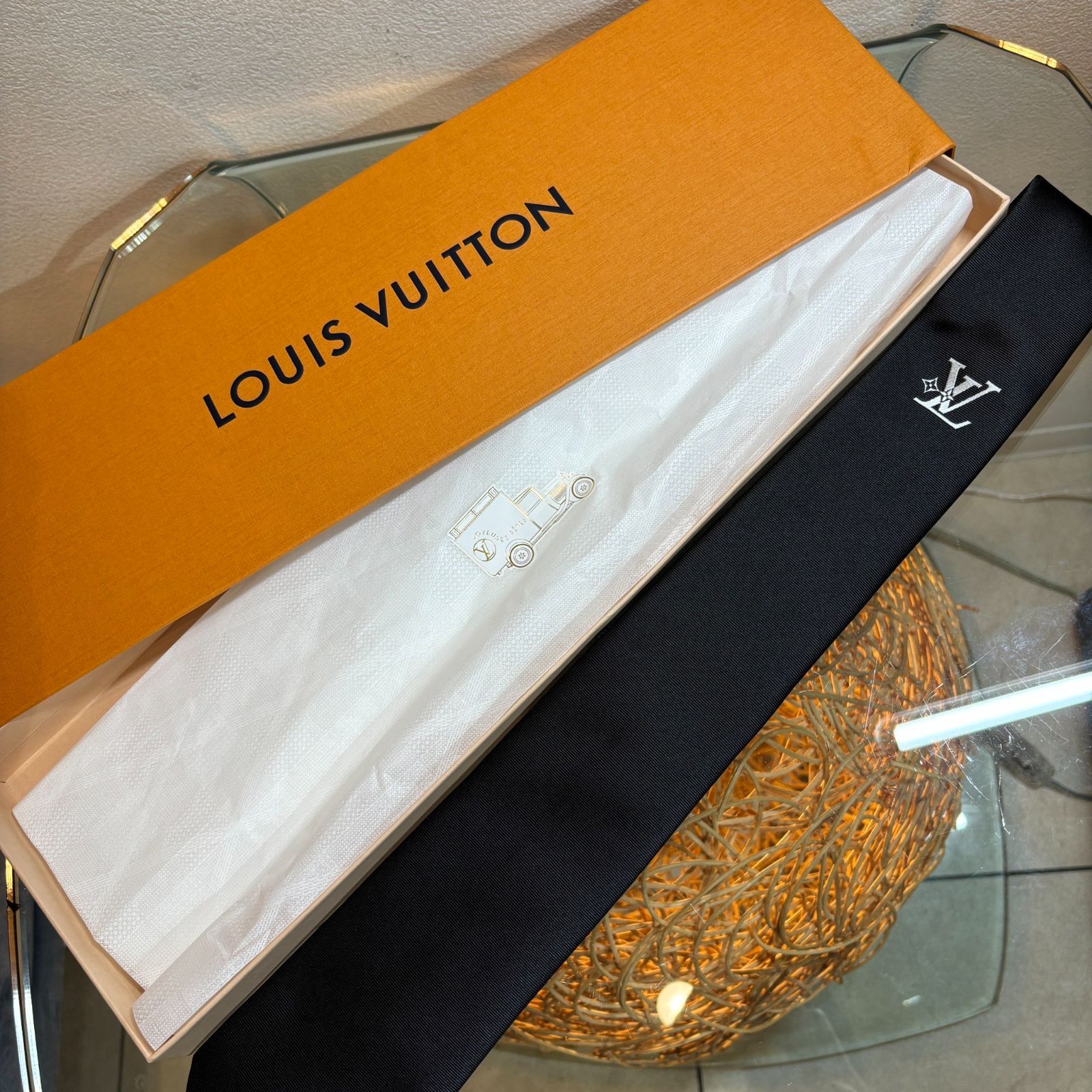 ΩNA2024 綺麗！ LOUIS VUITTON ルイヴィトン M79407 ネクタイ LV