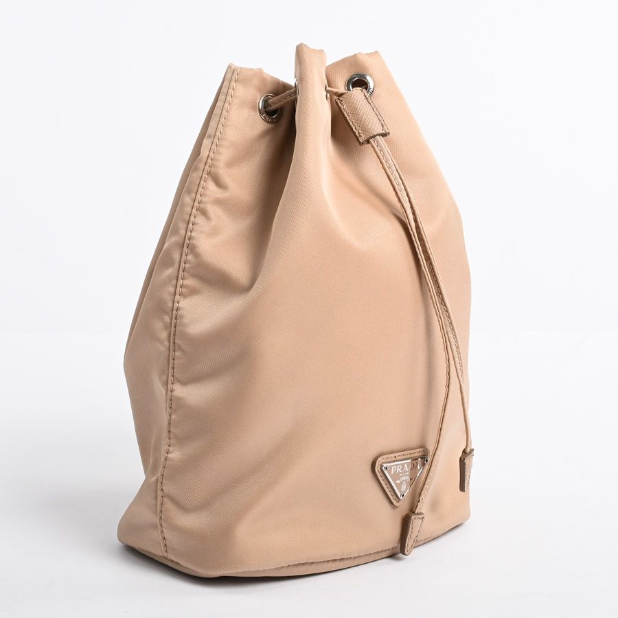 PRADA プラダ ポーチ 巾着ポーチ 1NS369 未使用 展示品 プラダ PRADA プラダ ポーチ 巾着ポーチ 1NS369 未使用 展示品 プラダ