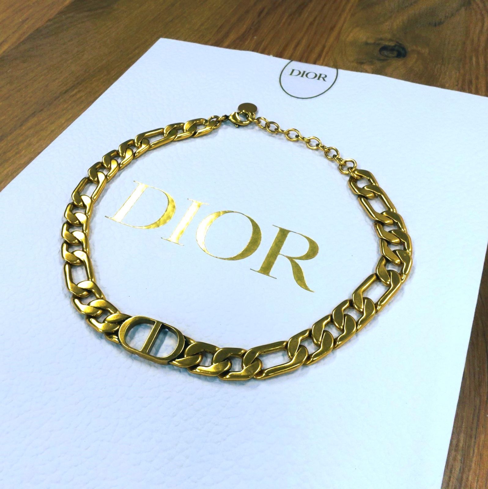 Dior【 新品・未使用・直営店仕入】ディオール 30 MONTAIGNE ...